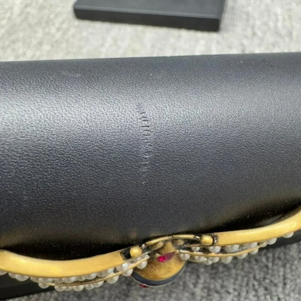 Authentic Gucci Queen Margaret Bee Chain Wallet Black Leather GG Crossbody - Picture 5 of 16